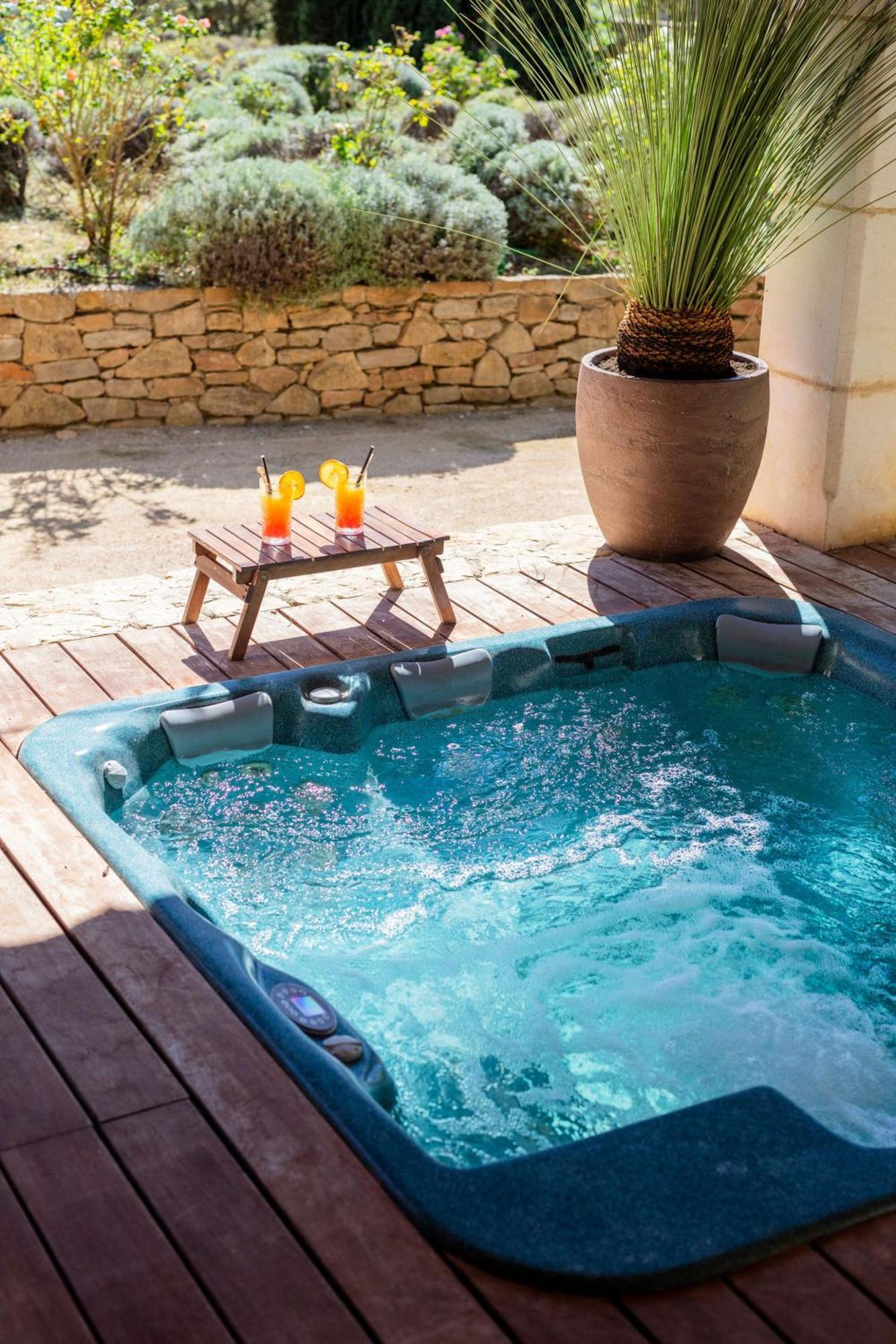 La Magdeleine - Mathias Dandine Hotel 5*